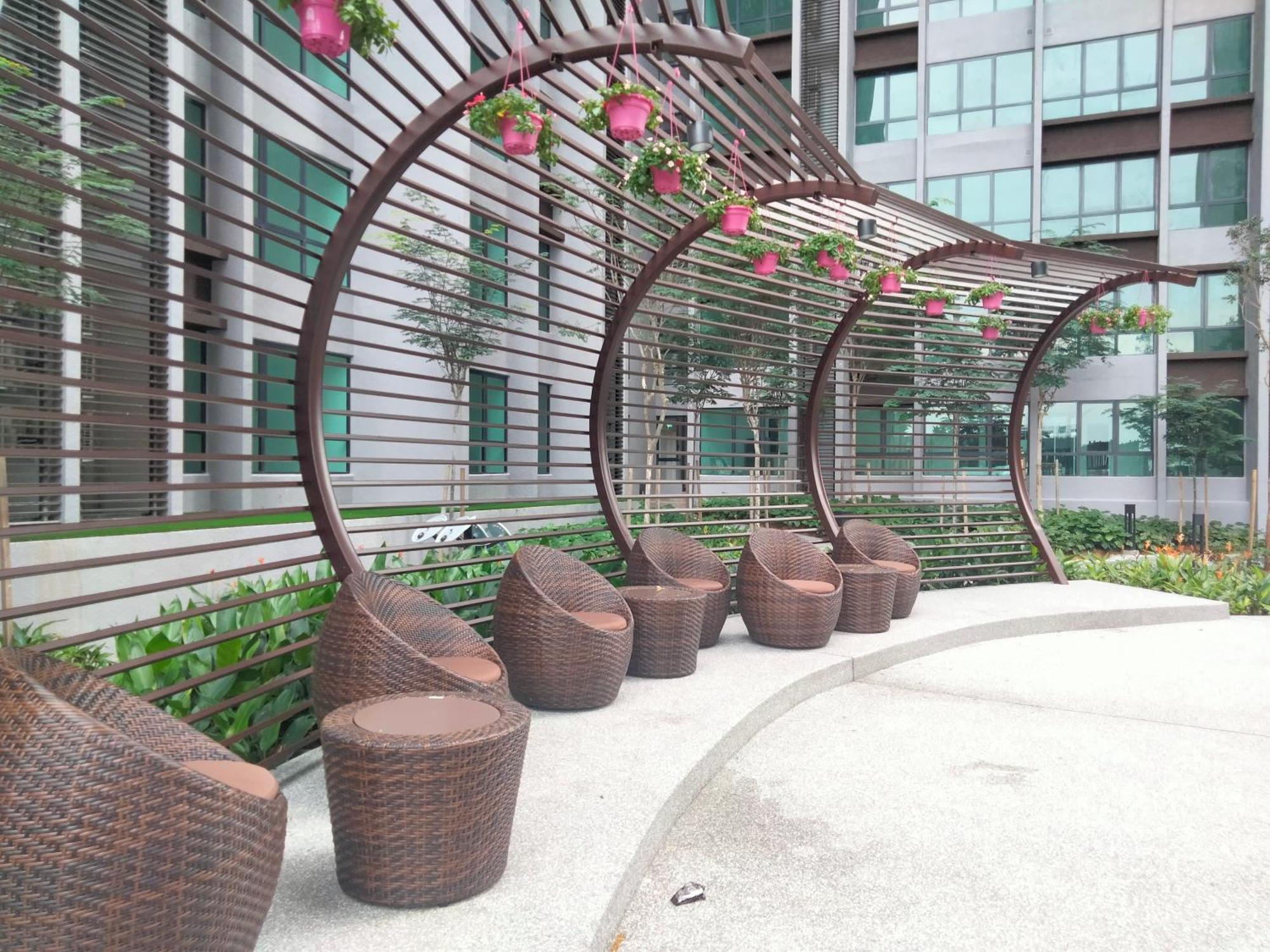 Bangsar South Botanical I Bed & Pillow Kuala Lumpur Exterior photo
